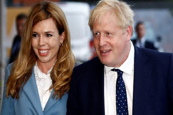 Ngày 1/3, một phát ngôn viên của Chính phủ Anh cho biết, Thủ tướng Boris Johnson và bạn gái Carrie Symonds đã đính hôn và cô Symonds đang mang thai. Ảnh: Reuters. 