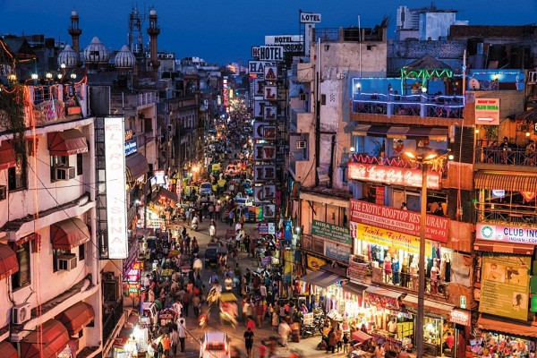 Một ngôi làng ở Ấn Độ là nơi "sản sinh" hầu hết vệ sĩ và nhân viên phục vụ cho các hộp đêm ở thủ đô New Delhi.