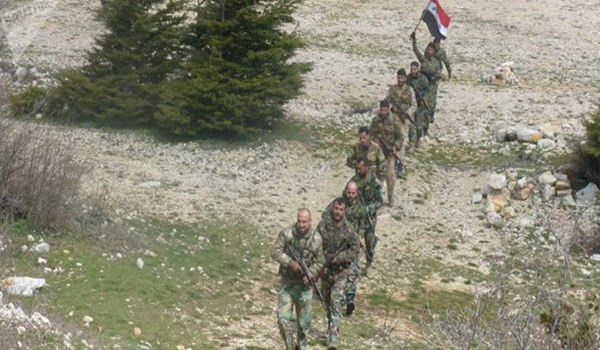 Cơ quan Giám sát Nhân quyền Syria (SOHR) cho biết thêm, các hoạt động của Quân chính phủ Syria ở Đông Deir Ezzor đã được đẩy nhanh sau khi Tổng thống Mỹ Donald Trump tuyên bố rút quân khỏi Syria. Ảnh: FNA.