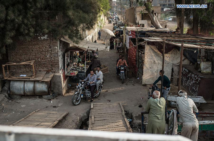 Trung tâm Nghiên cứu Quốc gia Ai Cập cho biết, tình trạng ô nhiễm tiếng ồn ở Cairo khiến người ta cảm thấy như ở trong nhà máy cả ngày. Ngay cả lúc 3 giờ sáng, tiếng còi xe cũng kêu liên hồi. Ảnh: THX.