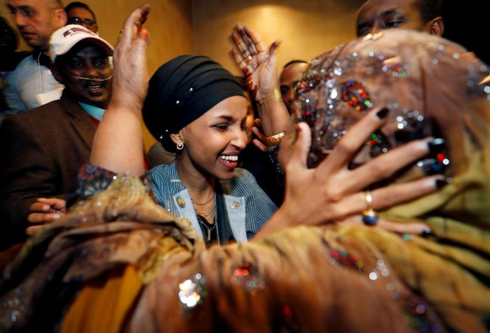 Bà Ilhan Omar là một trong hai người phụ nữ người Hồi giáo đầu tiên được bầu vào Quốc hội Mỹ sau khi giành chiến thắng trong cuộc bầu cử giữa nhiệm kỳ Mỹ hồi tháng 11/2018.