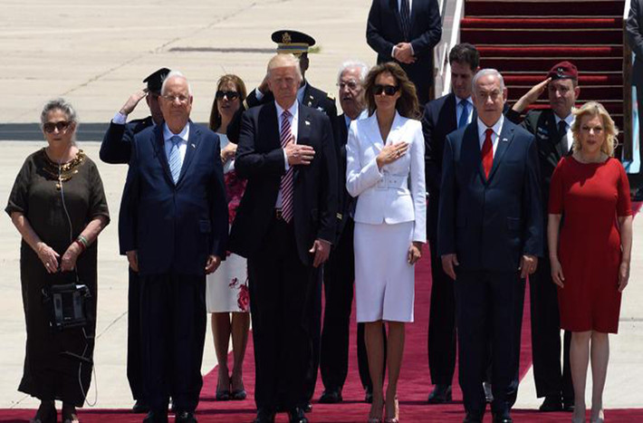 Tại điểm dừng chân thứ hai trong chuyến công du Trung Đông, nhà lãnh đạo Mỹ đã tới Israel và gặp gỡ các nhà lãnh đạo Israel, Palestine để khôi phục lại tiến trình hòa bình bế tắc giữa hai quốc gia này. Ảnh: Getty Images.