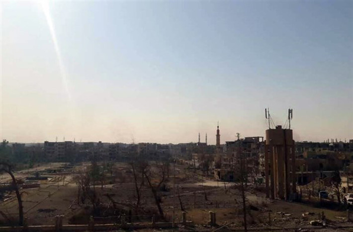 Từ một thành phố với hàng trăm nghìn cư dân sinh sống, Deir Ezzor nay trở thành một nơi hoang vắng, tiêu điều. Ảnh: FNA.