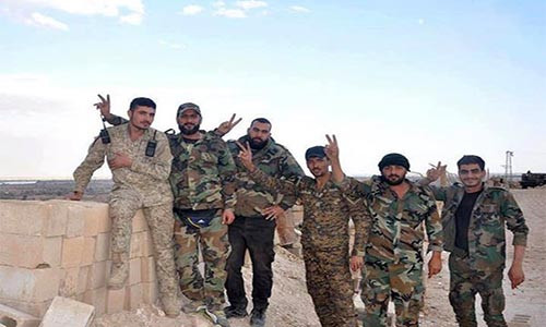 South Front đưa tin, ngày 1/11, Quân đội Syria đã giải phóng thêm nhiều khu vực còn lại bên trong nội đô thành phố Deir Ezzor khỏi sự chiếm đóng của phiến quân IS. Ảnh: FNA.