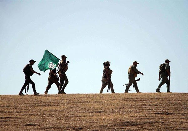 Trước đó, ngày 23/11, lực lượng Iraq mở chiến dịch quy mô lớn nhằm quét sạch các phần tử IS còn sót lại ra khỏi vùng sa mạc phía Tây giáp biên giới với Syria. Ảnh: FNA.