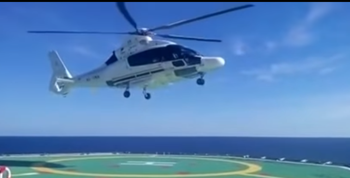 Trực thăng Eurocopter EC155 được tung ra thị trường từ năm 1999 và có thể chở được tới 13 hành khách. Giá trị ước tính của chiếc trực thăng này là 10 triệu USD (tương đương 227,3 tỷ đồng). Ảnh: WL.