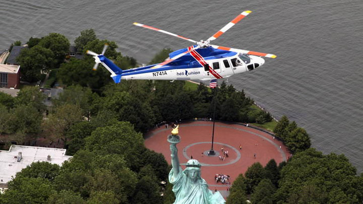 Đứng ở vị trí thứ 6 trong danh sách là Sikorsky S-76C, chiếc trực thăng được bán với giá 12,95 triệu USD (tương đương 294,3 tỷ đồng). Ảnh: WL.