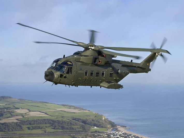 Trực thăng AgustaWestland AW101 trị giá 21 triệu USD (tương đương 477,2 tỷ đồng) được quân đội các nước trên khắp thế giới sử dụng, trong đó có Hải quân Italy, các lực lượng ở Đan Mạch, Bồ Đào Nha, Na Uy và một số quốc gia Châu Âu khác. Ảnh: WL.