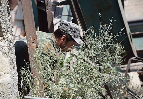 Nguồn tin chiến trường cho hay, Mặt trận al-Nusra đối diện với nguy cơ sụp đổ sau những chiến thắng vang dội gần đây của quân đội Syria. Ảnh: FNA.