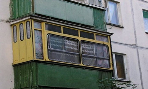 Còn đây là ban công “xe buýt”. Ảnh: ER.