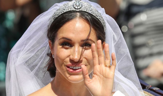 Có thể thấy, từ khi chính thức làm vợ Hoàng tử Harry vào tháng 5/2018, Công nương Meghan Markle dường như không được lòng công chúng Anh khi cô liên tục vướng lùm xùm tai tiếng và nhiều hành động của nàng dâu Hoàng gia này luôn vấp phải sự chỉ trích. Ảnh: Sky.