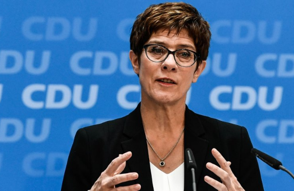 Bà Annegret Kramp-Karrenbauer gia nhập Đảng CDU vào năm 1981 khi vẫn còn đang học phổ thông. Ảnh: SO.