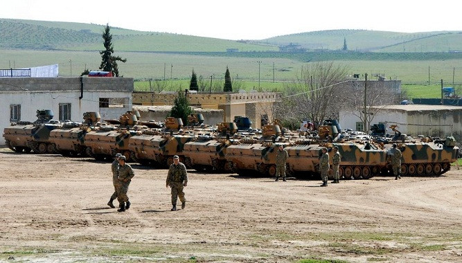 Được biết, trong 10 ngày qua, Quân đội Syria đã tấn công ít nhất 3 lần vào trạm quan sát của Thổ Nhĩ Kỳ tại Sheir Magher, khiến một binh sĩ nước này thiệt mạng và ba người khác bị thương. Đáp trả, Ankara nã pháo về phía trạm quan sát của Syria gần Sheir Magher. Ảnh: AMN.
