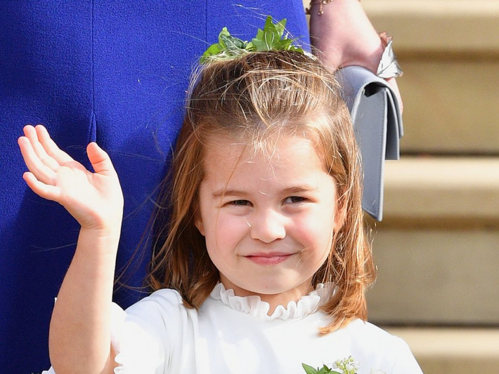 Ngày 2/5/2015, Công nương Kate hạ sinh Công chúa Charlotte.