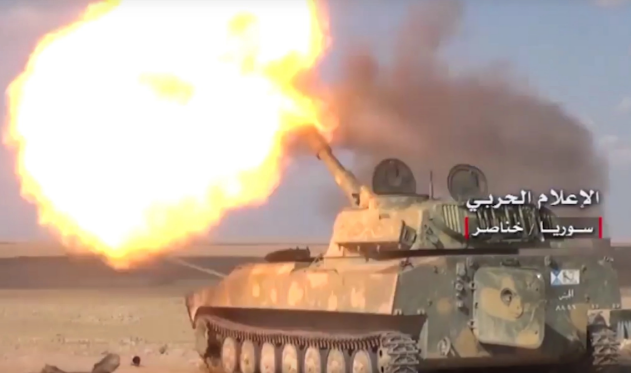 Đáp trả, các đơn vị pháo binh và tên lửa Syria mở cuộc phản công, phá nát hàng loạt thành trì của bọn chúng ở Nam Idlib và Bắc Hama, đồng thời tiêu diệt nhiều tay súng khủng bố. Ảnh: AMN.