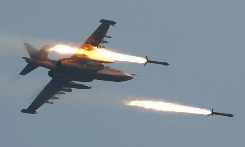 Các cuộc oanh kích của Nga và Syria đã giáng đòng mạnh xuống nhóm khủng bố HTS và đồng minh của chúng ở Idlib. Tuy nhiên, nếu chiến dịch quân sự trên bộ của lực lượng chính phủ Damascus không hiệu quả, bọn chúng có thể tiếp tục duy trì kiểm soát trong khu vực. Ảnh: FS.