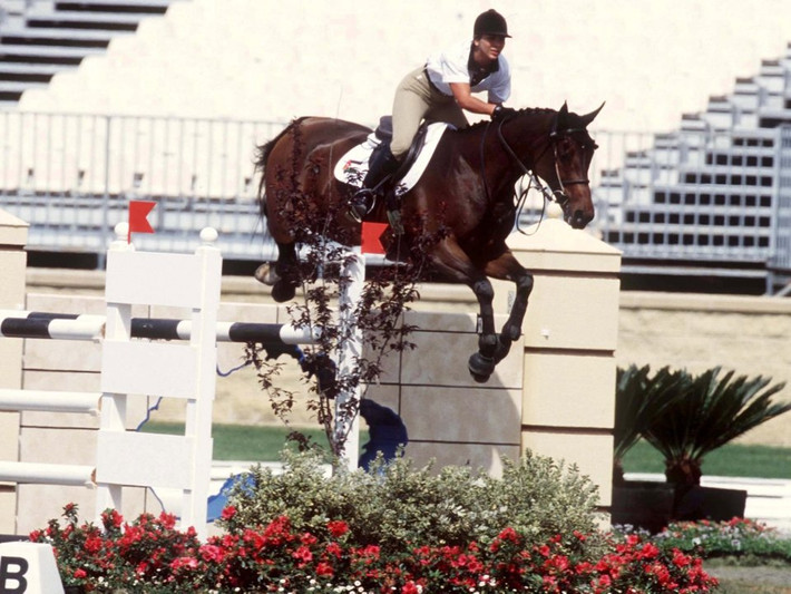 Công chúa Haya từng đại diện cho Jordan tham dự Olympics Sydney năm 2000 với môn thể thao cưỡi ngựa.