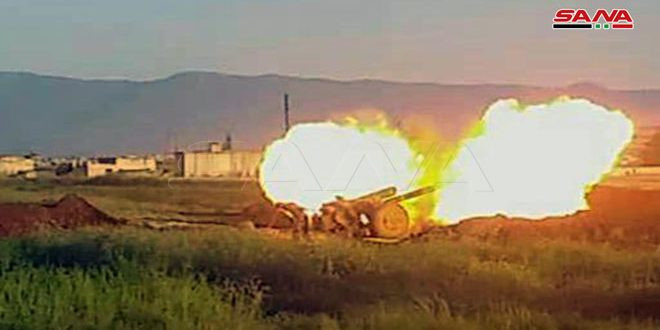 Trong diễn biến khác trên chiến trường Syria, Quân đội Syria đã đập tan một cuộc tấn công quy mô lớn do phiến quân HTS và đồng minh của chúng tiến hành ở Bắc Hama. Ảnh: SANA.