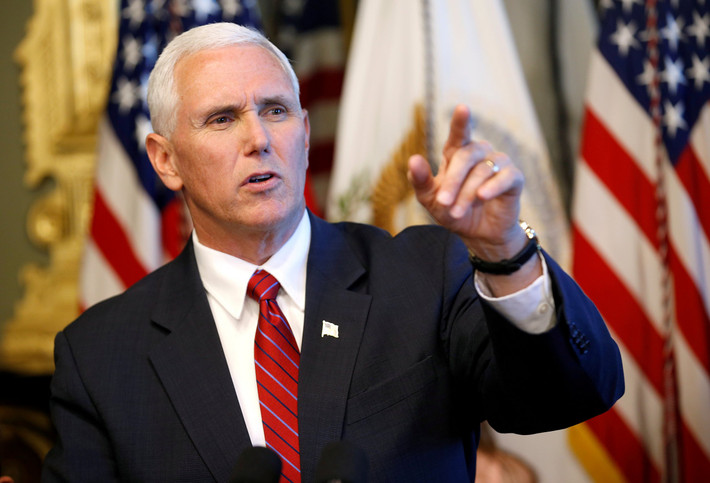 Trong bài phát biểu tại Quỹ Di sản, Phó Tổng thống Mike Pence cho biết Mỹ đang đánh giá tất cả bằng chứng và tham vấn các đồng minh. Ảnh: NW.