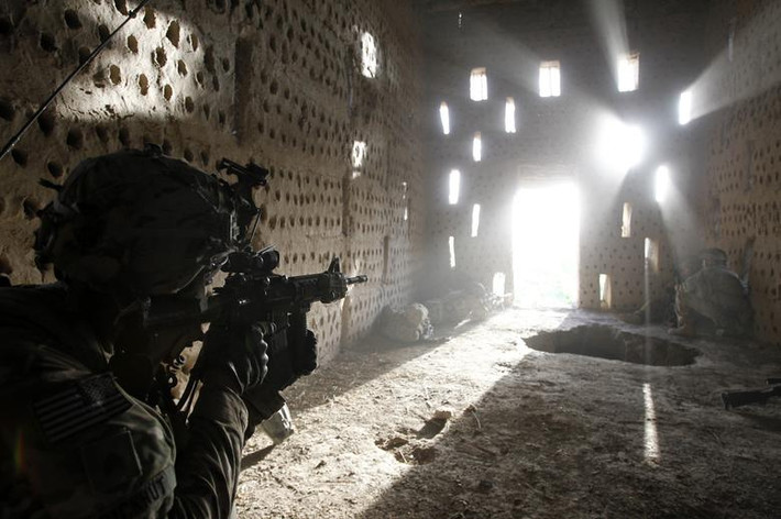 Ông Trump từng hy vọng đàm phán giữa Mỹ và phiến quân Taliban với sự tham gia của Tổng thống Afghanistan Ashraf Ghani tại Trại David sẽ diễn ra suôn sẻ, bởi nếu như vậy, Washington có thể rút bớt binh lính khỏi cuộc chiến kéo dài đã 18 năm này.