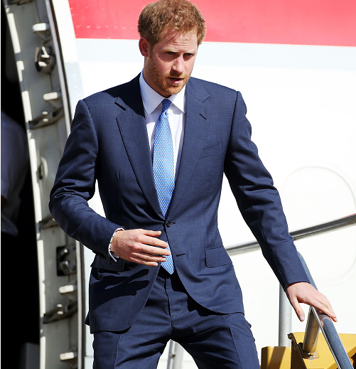 Sau chuyến thăm vùng Caribe, Hoàng tử Harry đã bay tới Canada để gặp Công nương Meghan Markle thay vì tới London để tham dự một số sự kiện theo kế hoạch. Ảnh: BS.