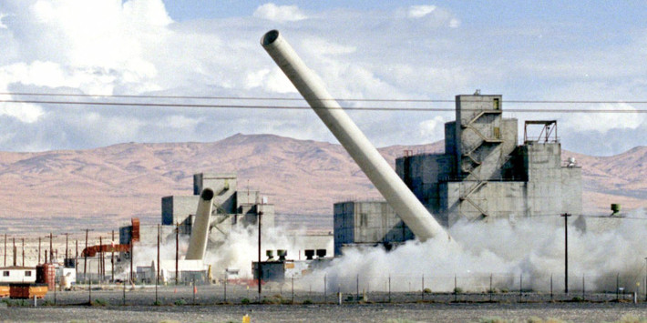 Được biết, Hanford Nuclear Reservation bắt đầu đi vào hoạt động vào ngày 6/9/1944. Khu tổ hợp nhà máy nguyên tử Hanford là nơi sản xuất plutonium để chế tạo Fat Man - quả bom nguyên tử được Mỹ thả xuống thành phố Nagasaki của Nhật Bản hồi cuối Chiến tranh Thế giới Thứ hai.