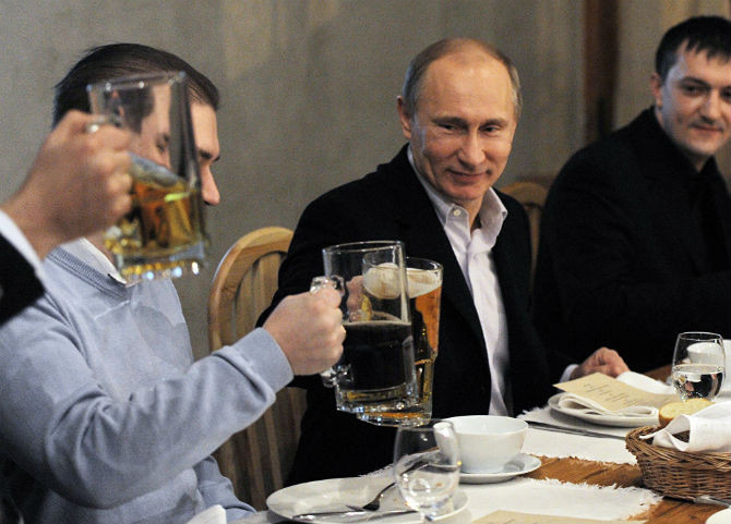 Bia dường như là một thức uống yêu thích của ông Putin.