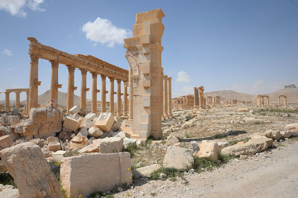 Thành cổ Palmyra thuộc tỉnh Homs, cách thủ đô Damascus khoảng 200 km, đã được UNESCO công nhận là Di sản Thế giới.
