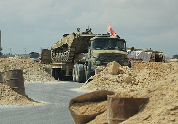 Quân đội Syria đã giành quyền kiểm soát nhiều cao điểm chiến lược và phá hủy các chốt chỉ huy của tổ chức khủng bố IS ở khu vực gần Palmyra.
