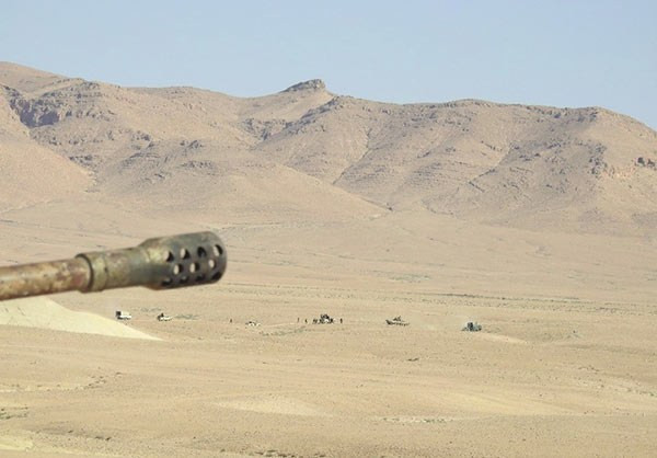 “Quân đội Syria cũng giành lại quyền kiểm soát đồi al-Khazariyat, al-Omdeh, Um Toweiqeh, khu Sahabat al-Mashtal và đồi Tal al-Etesalat”, nguồn tin cho biết. Ảnh: FNA.