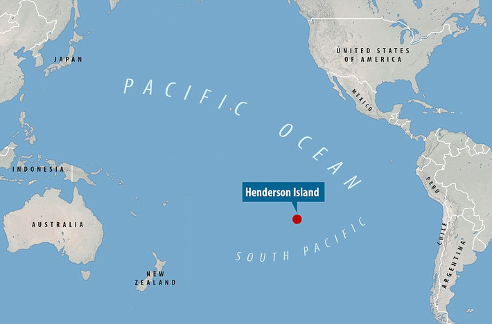 Vị trí đảo Henderson trên bản đồ. Nó cách thành phố gần nhất khoảng 4.800 km. Ảnh: Daily Mail.