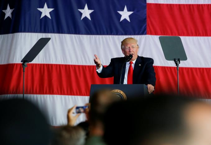 Tổng thống Mỹ Donald Trump có bài phát biểu trước các binh sĩ Mỹ tại căn cứ Không quân Sigonella ở Sigonella, Sicily (Italy) ngày 27/5, trước khi trở về thủ đô Washington (Mỹ) sau chuyến công du nước ngoài kéo dài 9 ngày.