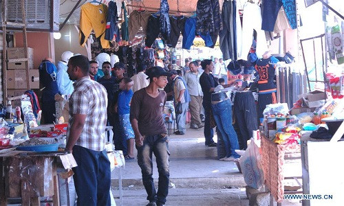 Cuộc sống của người dân Iraq dần trở lại bình thường tại những khu vực mới được giải phóng ở Tây Mosul dù điều kiện sống của họ vẫn còn khá khó khăn. Ảnh: THX.