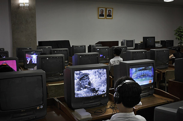 Trong một phòng ở Đại học tập đường Nhân dân tại thủ đô Bình Nhưỡng. Ảnh: TIME.