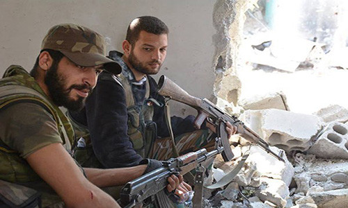 Các binh sĩ Syria trên chiến trường. Ảnh: FNA.