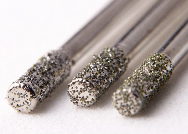 Khoảng 80% sản lượng kim cương trên thế giới được sử dụng cho các mục đích công nghiệp và chỉ có 20% kim cương được chế tác thành đồ trang sức. Ảnh: L25.