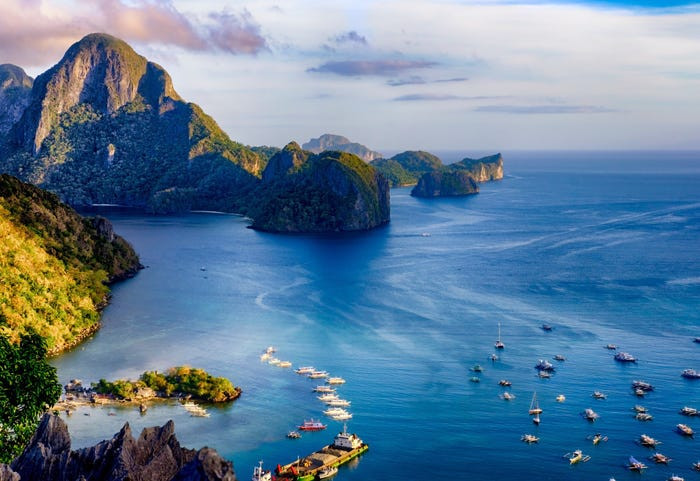 Theo Insider, Palawan đã được Travel + Leisure bình chọn là hòn đảo tuyệt vời nhất hành tinh năm 2020. Đảo Palawan trải dài khoảng 430 km. (Nguồn ảnh: Insider)