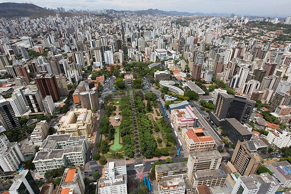 Brazil là quốc gia lớn nhất Nam Mỹ, và lớn thứ năm trên thế giới về diện tích lẫn dân số. Ảnh: Wikipedia.