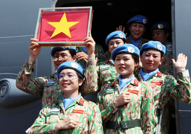 Nữ chiến sĩ thuộc lực lượng gìn giữ hòa bình LHQ. Ảnh: An Nhiên/Báo ĐBND. anh-chup-man-hinh-2025-06-26-luc-145816.png