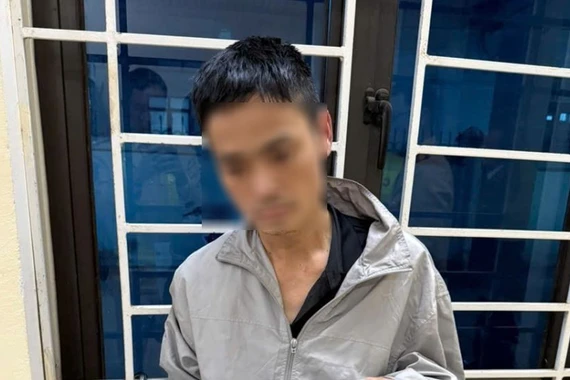 Cảnh sát giao thông Phú Thọ bắt kẻ mang ma túy, hồng phiến 