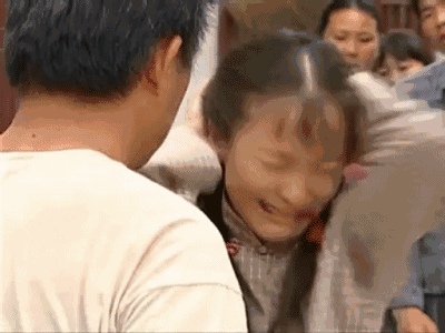 'Dien nu' man anh cuoi dao dien sau 6 ngay quen, bi 'tru eo' ly di