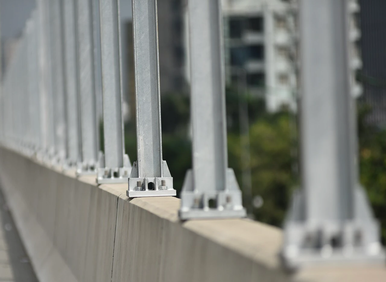 Lắp đặt 4.500 tấm chống ồn chính thức hoàn thiện đường Vành đai 3