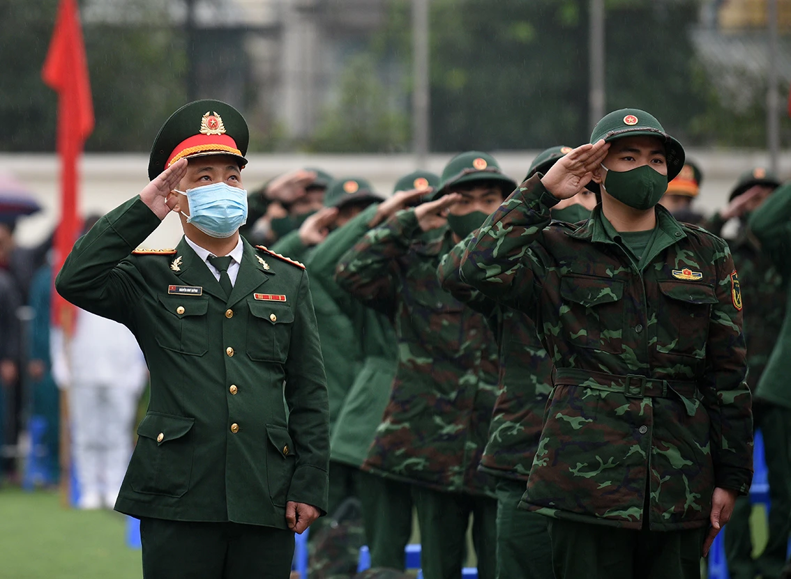 Thanh niên Thủ đô háo hức khí thế lên đường nhập ngũ