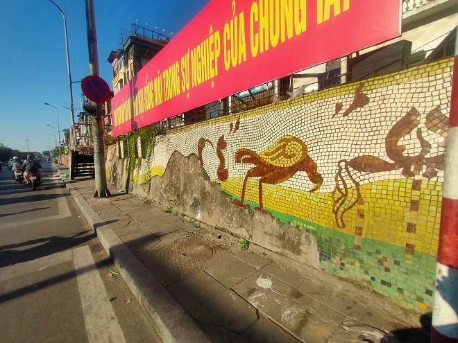 Nhếch nhác con đường gốm sứ ven sông Hồng