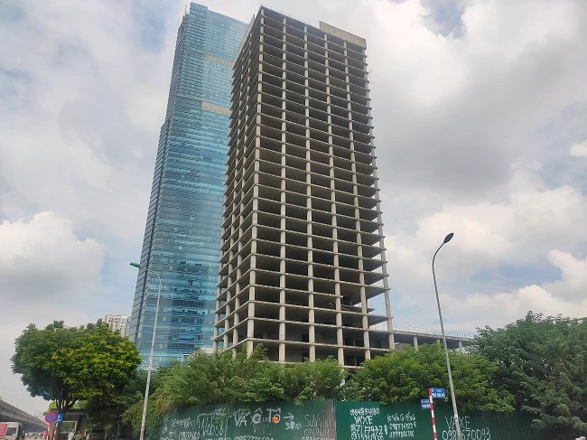 Hoang tàn tháp Vicem Tower nghìn tỷ “trơ khung” trên đất vàng Hà Nội