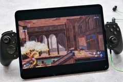 Razer Kishi V3 Pro XL tay cầm biến Pad thành máy chơi game console