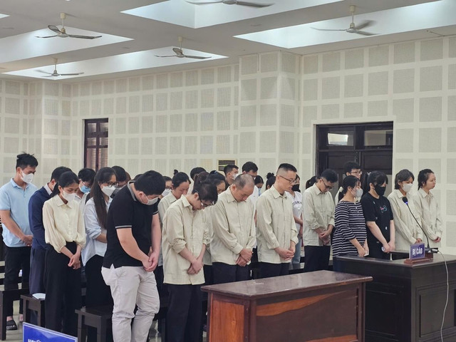 Các bị cáo tại phiên tòa. Ảnh: Thanh Hoa. 89-1.jpg