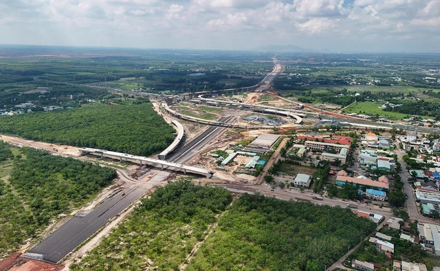 Một trong hai khu đất tỉnh Đồng Nai chuẩn bị đưa ra đấu giá. long-thanh-3.jpg