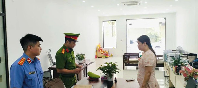 ...Và đối tượng Trịnh Thị Dung. dung-17507457756151351305116.jpg