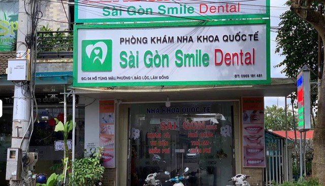 Nha khoa Quốc Tế Sài Gòn Smile Dental. edit-z7037752295326541e81fdc690e9b05a60998c65b614da-1758522623105965541530.jpg
